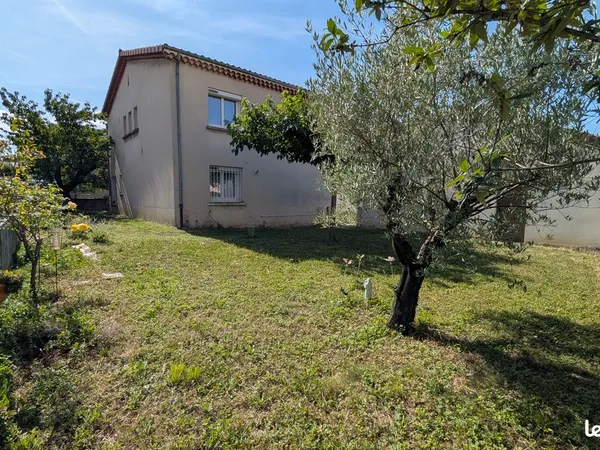 Aouste-sur-Sye - Maison familiale 134 m² - 4 chambres - Deux espaces de vie possibles - Jardin - Gar
