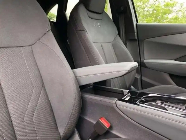 Audi Q3 sb e hybrid 272 ch s tronic 6 — photo 18