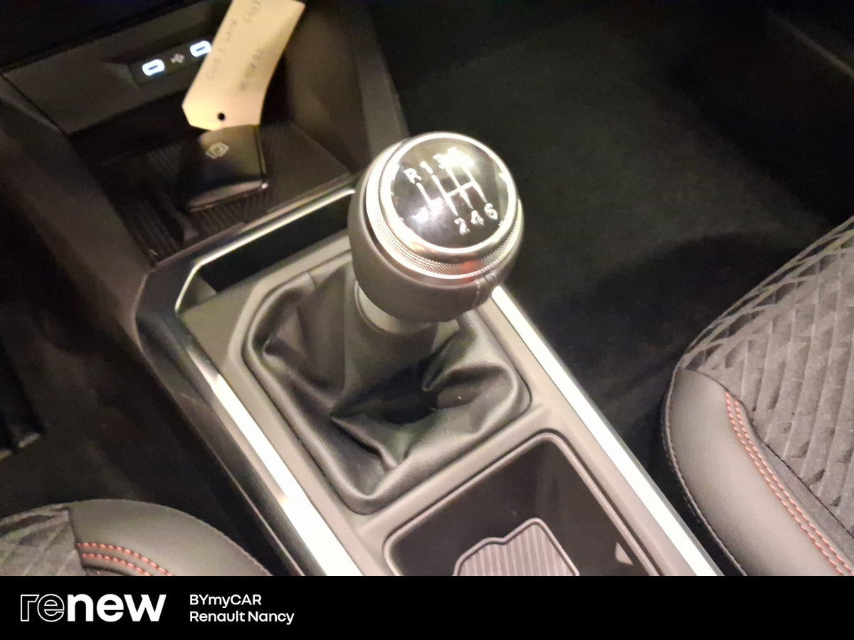 Renault Clio TCe 115 ch — photo 22