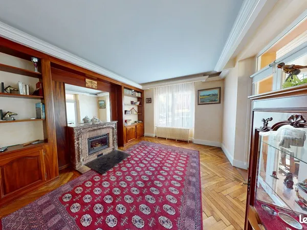 Maison 7 pièces 160 m²