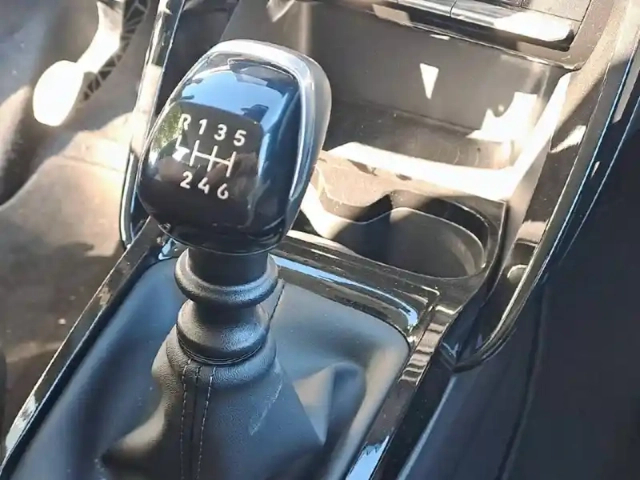 Citroën C3 puretech 100 ch bvm6 — photo 12