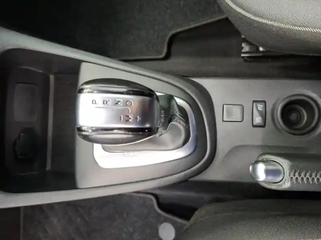 Renault Captur dci 90 edc — photo 34