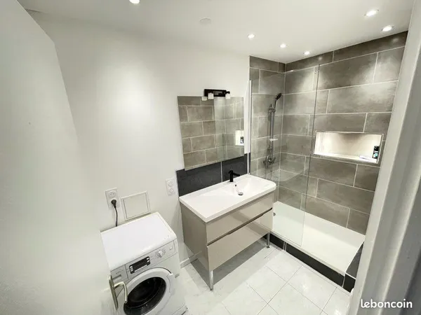 Chambre en colocation meublée - Mantes-la-Jolie - 460 CC