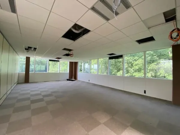 Bureaux 176 m²