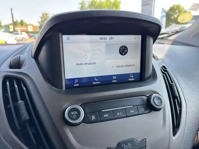 Ford Tourneo Courier 1.5 tdci 100ch ambiente — photo 9