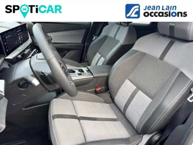 Opel Grandland 1.2 turbo hybrid 145 ch e-dct6 — photo 11