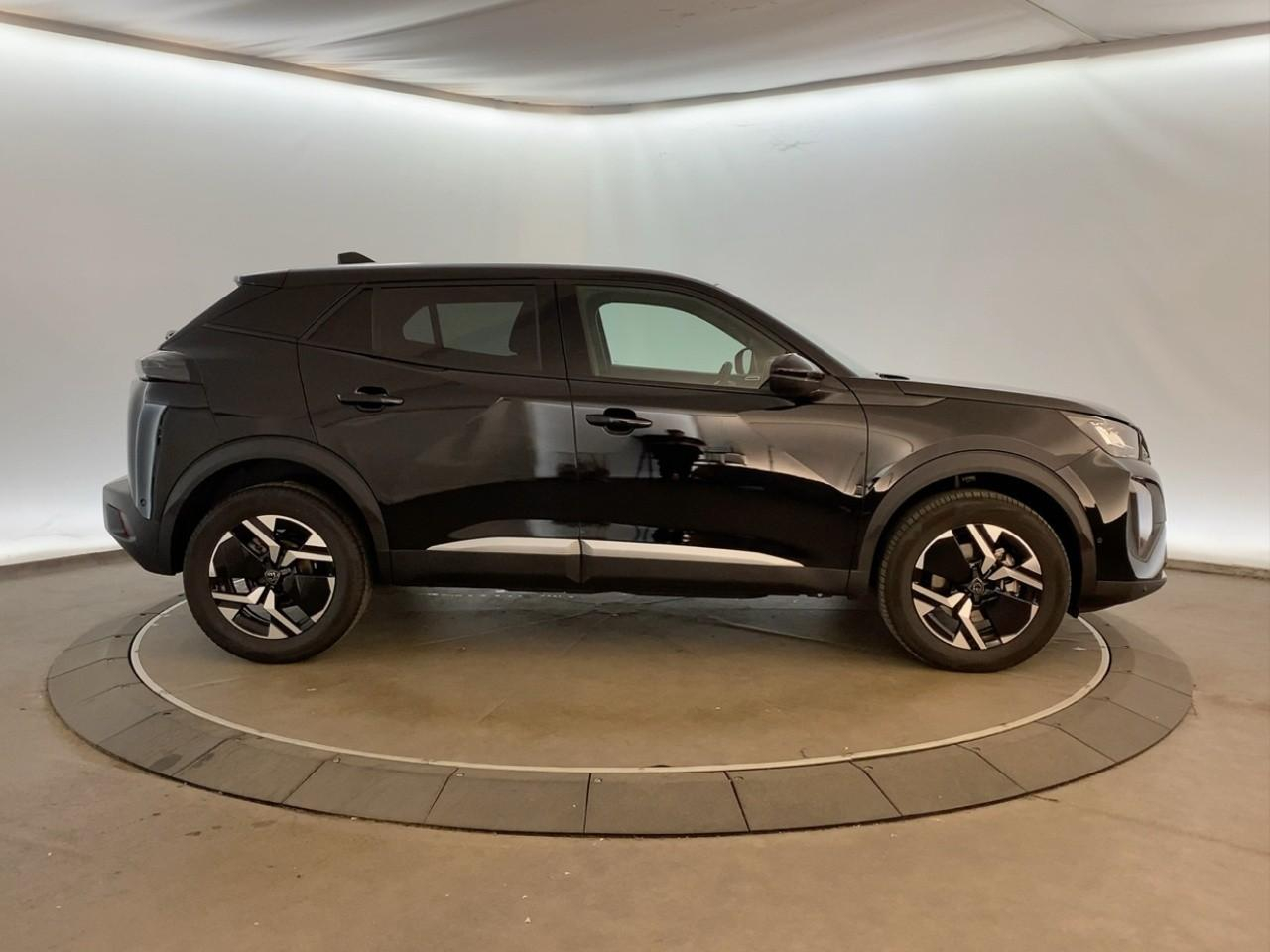 Peugeot 2008 hybrid 145 ch e-dcs6 allure — photo 4