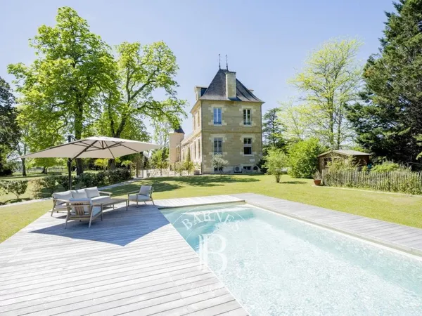 Vends château