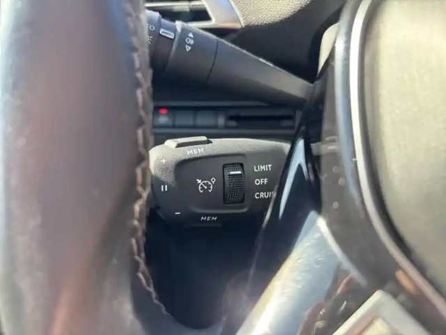Peugeot 5008 bluehdi 130ch s&amp;s bvm6 — photo 21