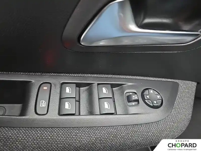 Peugeot 208 puretech 75 s&amp;s bvm5 — photo 24