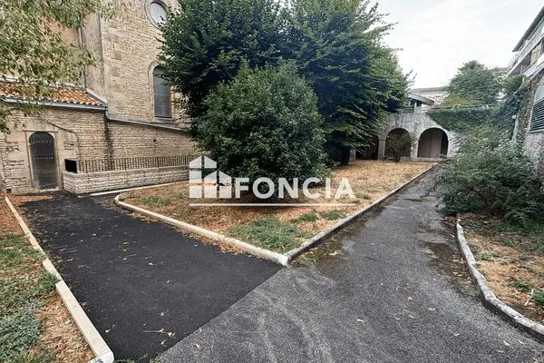 Appartement 3 pièces 93 m²