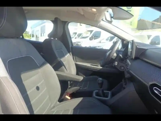 Dacia Sandero 1.0 eco-g 100ch expression — photo 11