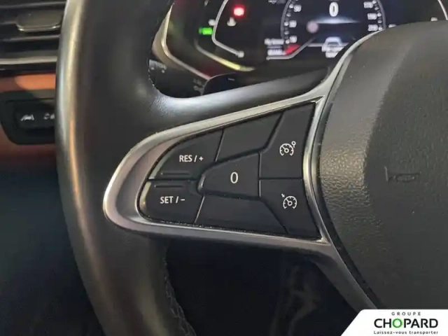 Renault Captur blue dci 115 edc — photo 53