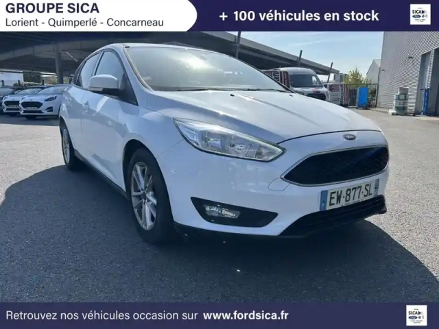 Ford Focus 1.0 ecoboost 125ch stop&amp;start titanium — photo 2