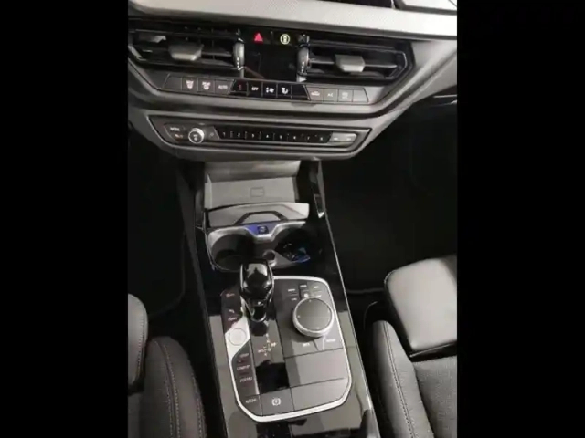 Bmw Serie 1 série 1 116ia 109ch edition sport dkg7 — photo 12