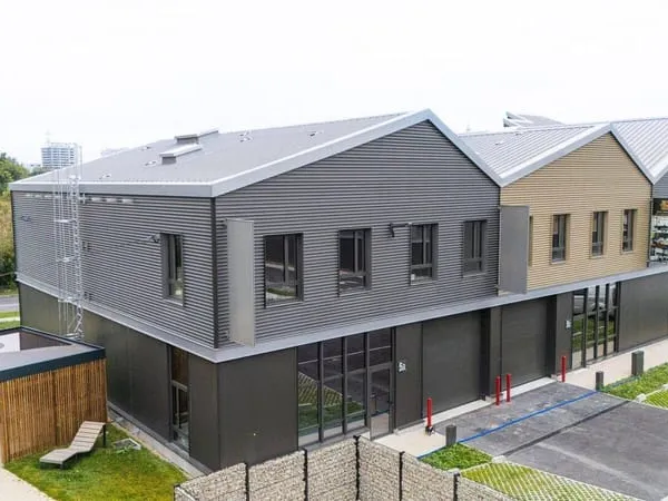 Local d'activité 3417 m²