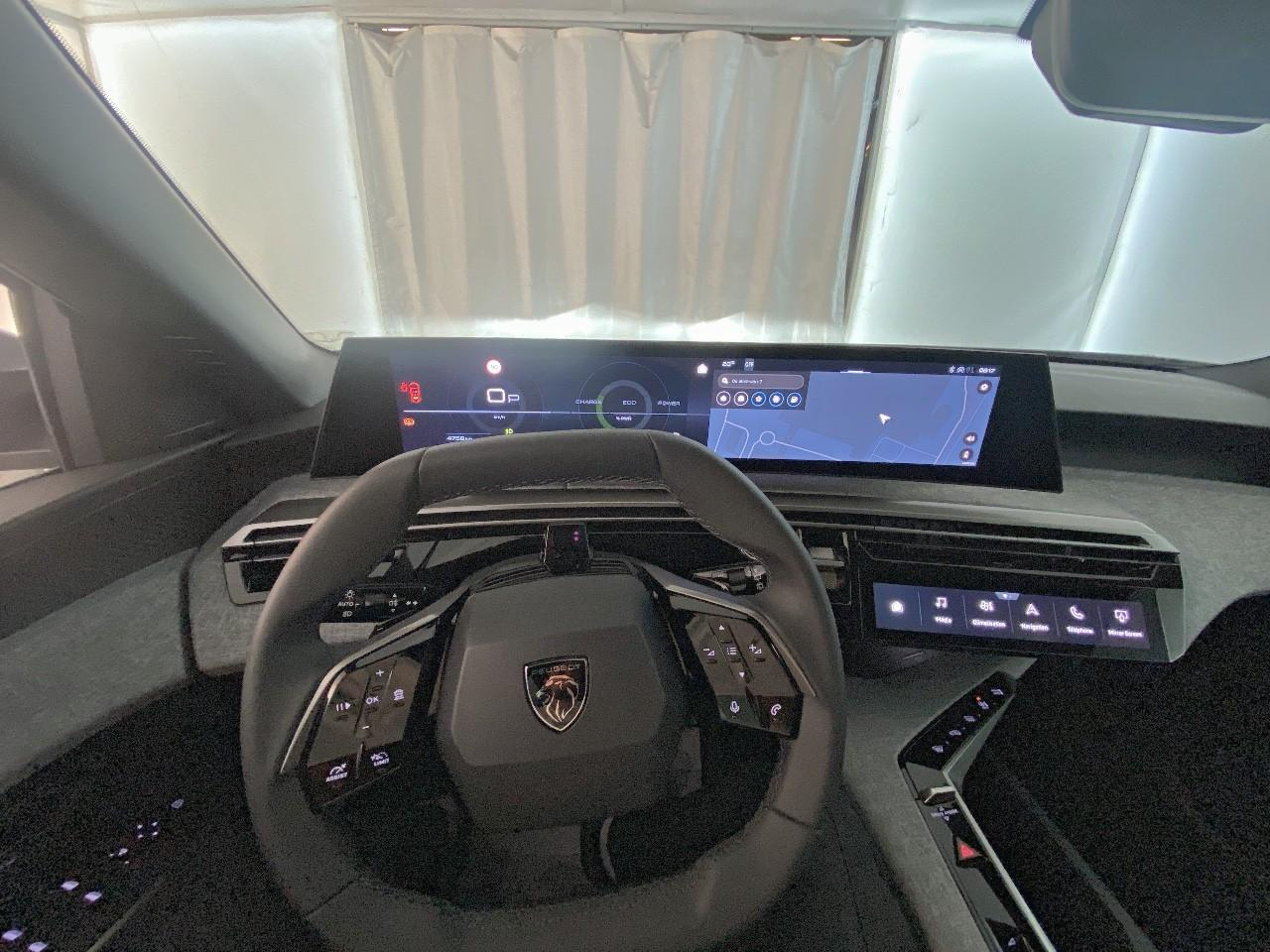 Peugeot 5008 hybrid 145 ch e-dcs6 allure — photo 12