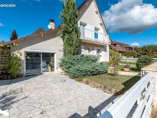 Maison 6 pièces 194 m²