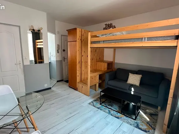 Studio 1 pièce 20 m²