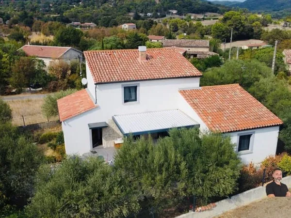 Maison et annexe À Vendre