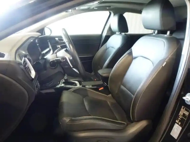 Kia Xceed 1.4 t-gdi 140ch premium dct7 — photo 13