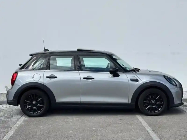 Mini Mini 5 portes cooper 136ch edition premium plus bva7 — photo 3