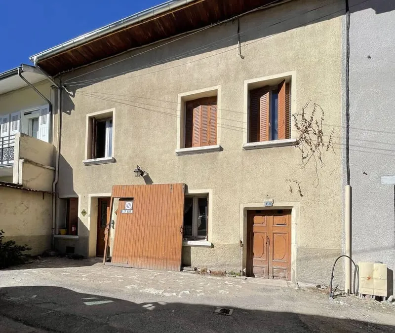 Photo 1