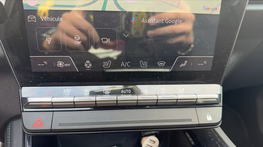 Renault Austral 1.2 DIG-T 200 Hybrid 2WD Xtronic - Iconic Esprit Alpine – 2023 – 94427 km – Hybride essence – Boîte Automatique — photo 7