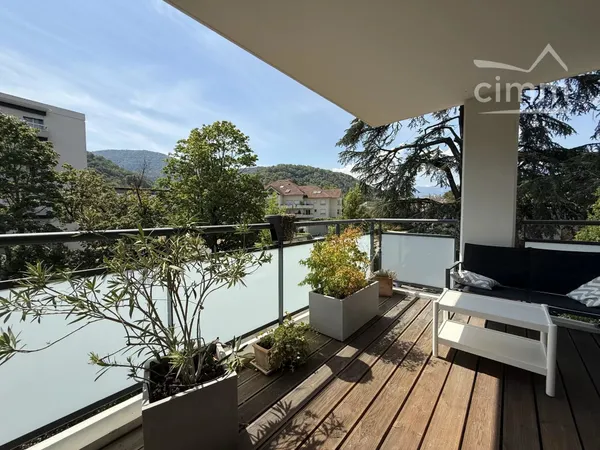 Appartement T3 de 63 m² à Gières