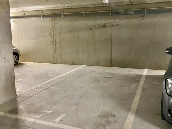 🚗 Grande place de parking à louer - Argenteuil (95100)