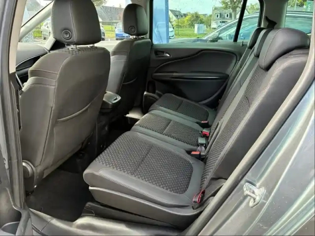 Opel Zafira 1.4 turbo 140ch elite — photo 10