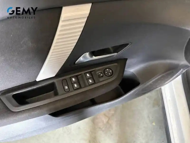 Citroën C4 puretech 130 s&amp;s bvm6 — photo 12