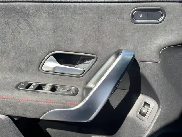 Mercedes Classe A 250 e hybrid eq amg line — photo 5