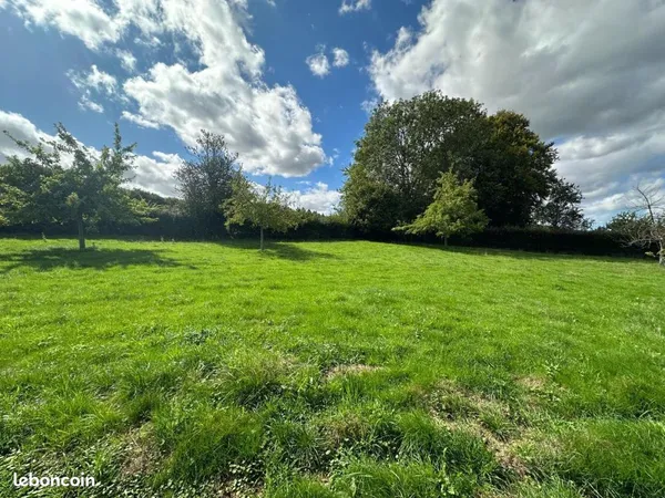 Terrain 2100 m² Freulleville