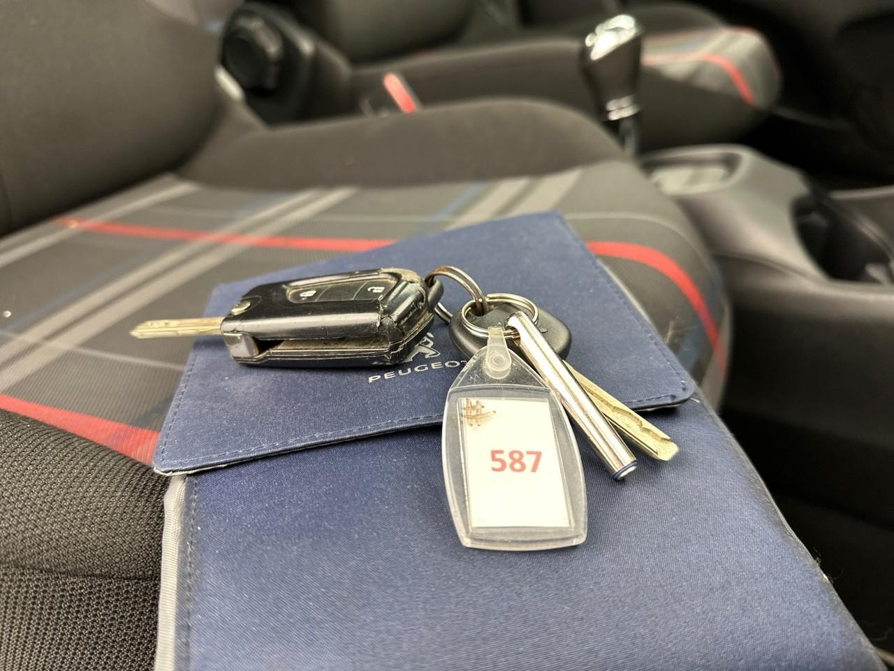 Peugeot 108 1.0 vti 68ch etg5 active — photo 29