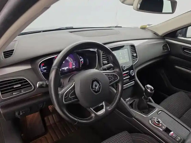 Renault Talisman blue dci 150 — photo 3