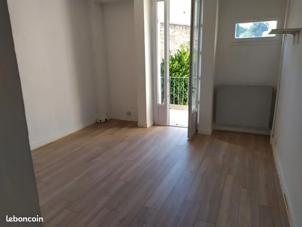 Vente en direct beau 4 pièces proche centre de Périgueux
