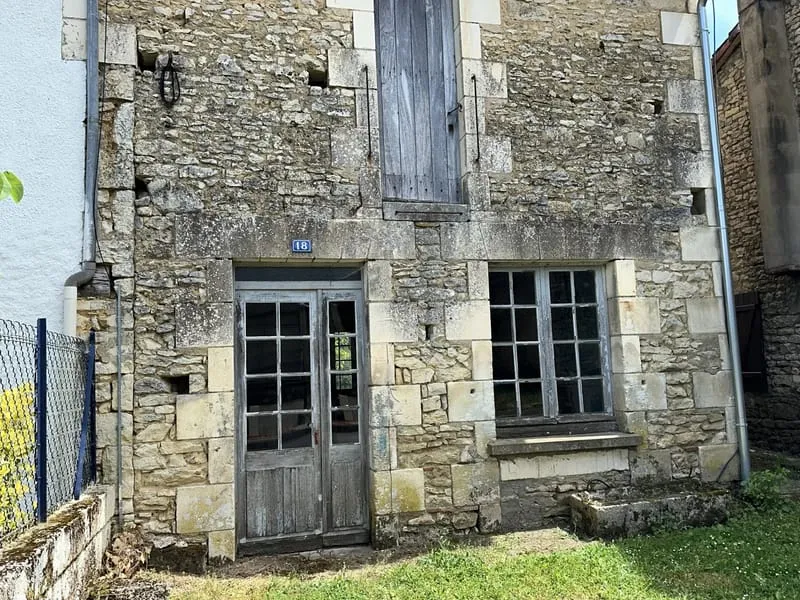 Photo 1