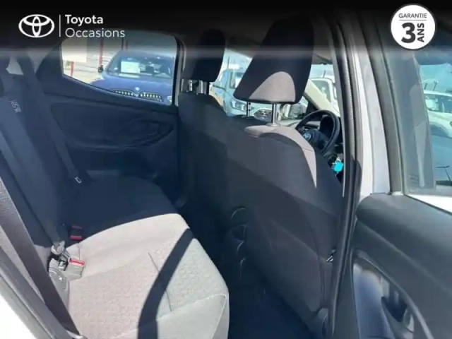 Toyota Yaris 120 vvt-i dynamic 5p my22 — photo 7