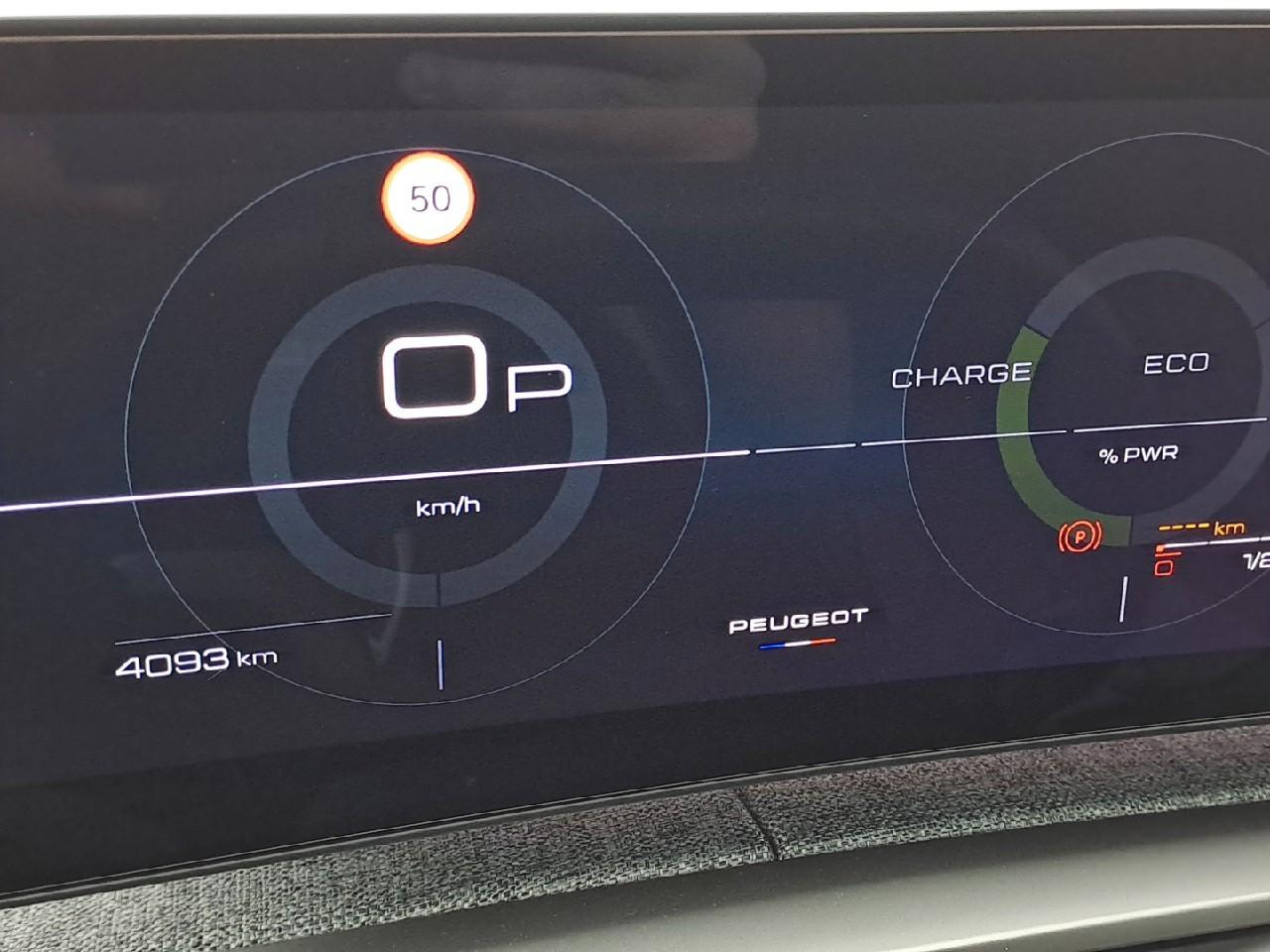 Peugeot 5008 hybrid 145 ch e-dcs6 allure — photo 27
