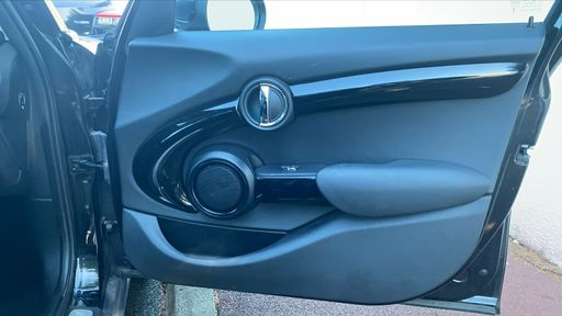 Mini Mini 1.5  Cooper 136 - Yours – 2021 – 81206 km – Essence – Boîte Manuelle — photo 28