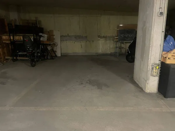 Parking 13 m²
