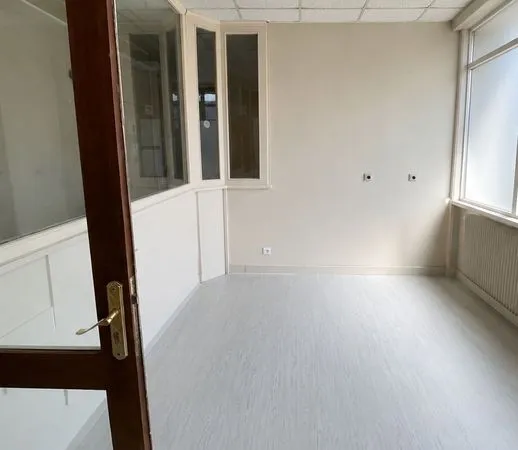 Cession de droit au bail - Local professionnel de 12 m²