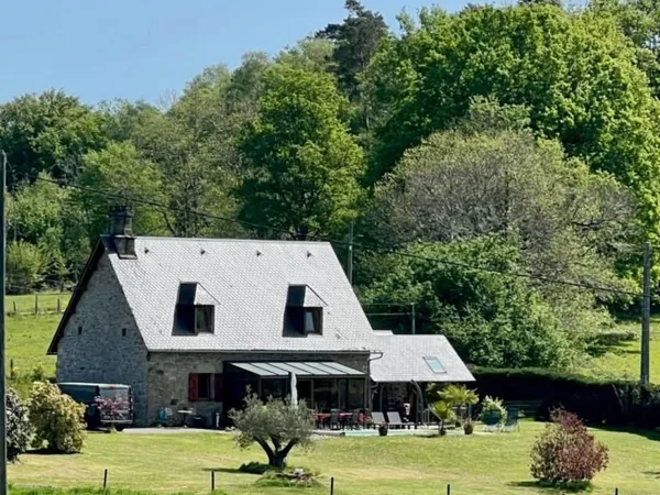 Maison 5 pièces 225 m²
