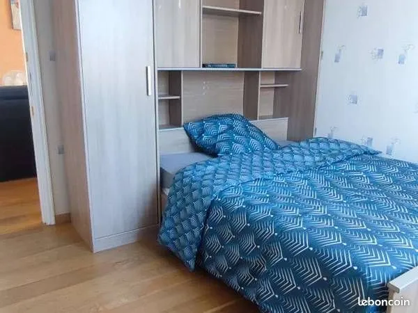 Chambre dans une maison en colocation