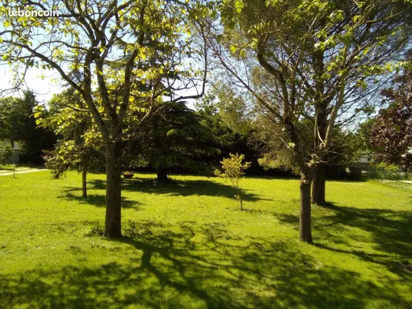 Terrain d'exception arboré de 417 m² A VENDRE