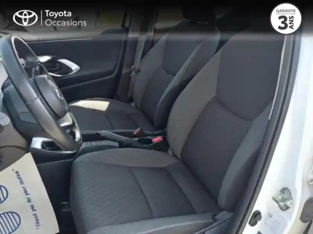 Toyota Yaris 120 vvt-i dynamic 5p my22 — photo 11
