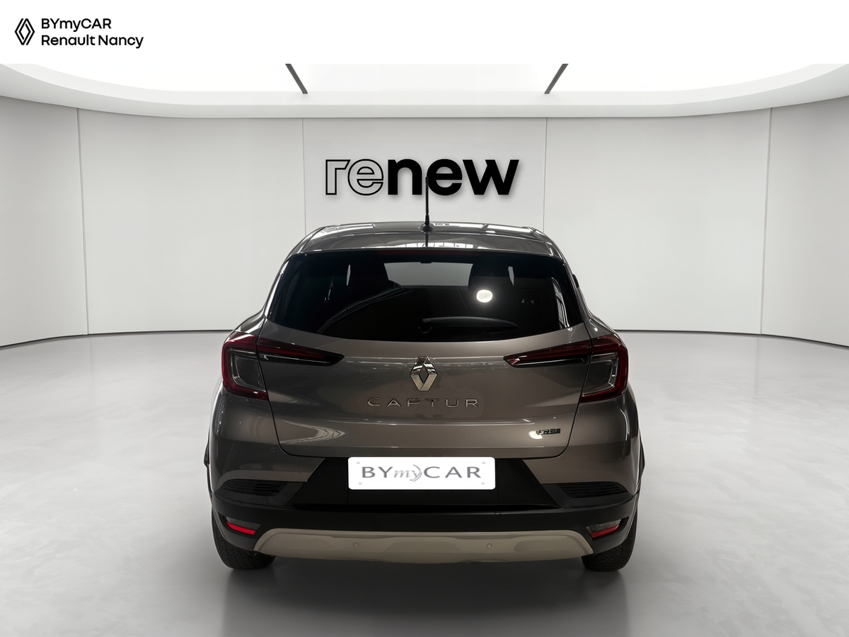 Renault Captur E-Tech full hybrid 145 — photo 4