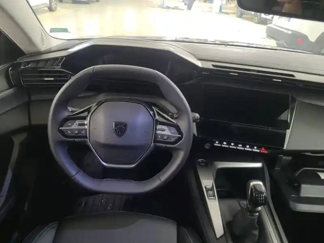 Peugeot 308 puretech 130ch s&amp;s bvm6 — photo 11