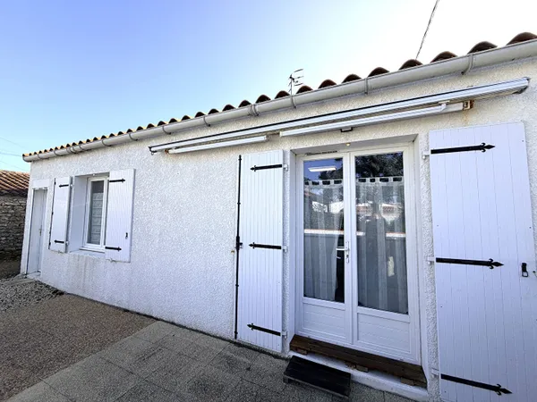 Charmante maison au coeur du village de La Terrière- La Tranche sur Mer
